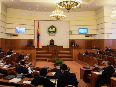Шадар сайдын асуудлаар УИХ ээлжит бусаар хуралдах уу