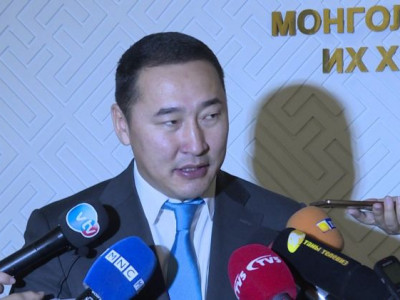 Ж.Мөнхбат: Би их бухимдлаа. Монгол улс мөнгө хүүлдэг хүүлэлтийн орон болж хувирсан
