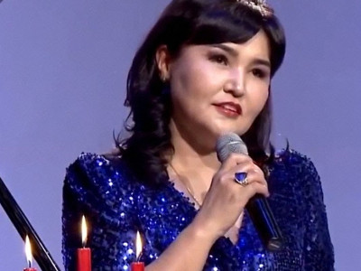 Найзуудаараа аархсан Цовоо