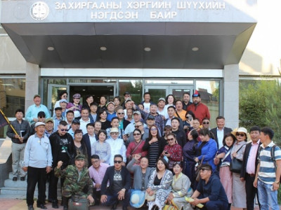 Ноён уулыг ухуулахгүй хэмээн 3жилд 39 удаа хойшилсон шүүх хурал болж Сентера гоулдын лицензийг хүчингүй болгожээ
