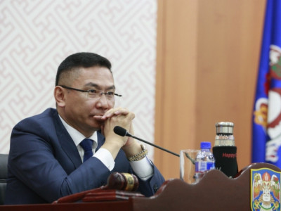 Ц.Сандуйд хариуцлага тооцож чадах байгууллага Монголд л лав алга