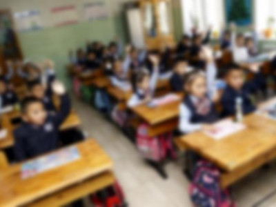 Цээжлүүлдэг Монголын боловсролын систем мухар сүсгийн таатай орчинг бүрдүүлж байна