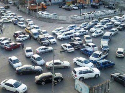 Дөрвөлжин зурж, GPS байрлуулаад түгжрэл буурах уу?