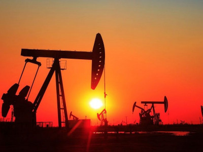 Дэлхийн зах зээлд газрын тосны үнэ буурч эхэллээ