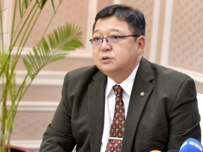 С.Эрдэнийн АН-ын дарга болсон, Д.Пүрэвдаваагийн АН-ын төлөө хийсэн хоёр яг тэнцэнэ
