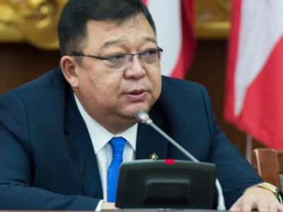 МАН дахин задарч, АН-ыг С.Эрдэнэ өөрийн гараар хагалж эхэллээ