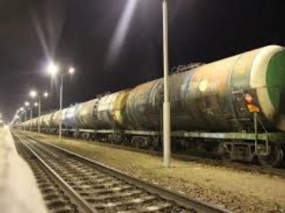 “Роснефть”-ийн шатахууны үнэ тонн тутамд 82-148 ам.доллараар буураад байна