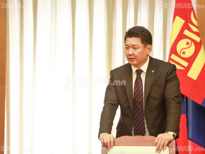 У.Хүрэлсүхийн 