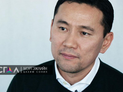 ШАРК Д.ЭНХТҮВШИН: ЗАХ ДЭЭР МАНТУУН БУУЗ ЗАРААД ЯВЖ БАЙХАД МААНЬ ӨНӨӨДРИЙН НАМАЙГ ХЭН Ч ТӨСӨӨЛӨӨГҮЙ БАЙХ