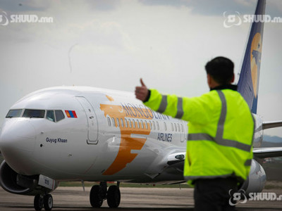 “Boeing 737 Max”-ын нислэгийг түр хугацаагаар зогсоолоо