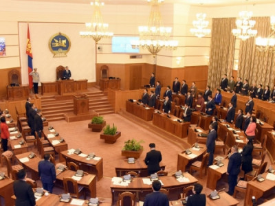  Гишүүдийн бүрэн эрхийг түдгэлзүүлэх санал ирвэл ээлжит бус чуулганаар хэлэлцэх боломжтой юу?