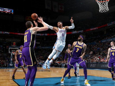 Уэстбрүүк NBA-ын түүхэнд нэгэн амжилтыг бичлээ