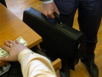 Гадаадын компаниудаас мөнгө залилсан Нигерийн иргэнийг Монголд баривчилжээ