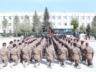 Өмнөд Суданд алба хаах цэргүүд жанжин тугандаа хүндэтгэл үзүүллээ