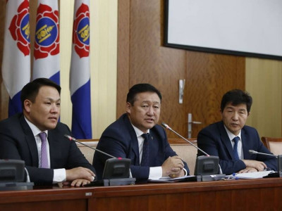 МАН ЕРӨНХИЙЛӨГЧИЙН ХОРИГИЙГ ХҮЛЭЭЖ АВСАНГҮЙ