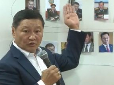 Н.Алтанхуяг: Ц.Элбэгдоржийн мөнгө гэдэг чинь галзуу их мөнгө ш дээ