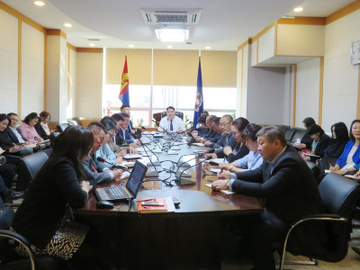 Төвийн зургаан дүүргийн “Хүүхдийн кабинет”-ийг уртасгасан цагаар ажиллуулна
