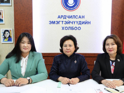 Бэлгийн дарамттай холбоотой заалтыг эрүүгийн хуульд эргүүлэн тусгахыг шаардлаа