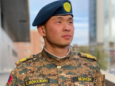 Дамбын Хишгээгийн хүү Мөнхжин: Монгол хүмүүс өөрсдөө хилээ хайрлаж, хүндлэхгүй байхад Хятадууд дээдлэхгүй