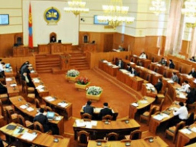 Тавантолгойг “талхиж”, төгрөг тараасан дөрвөн сонгууль
