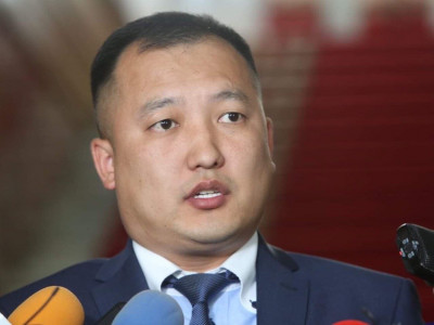 Э.Эрдэнэ: Гэрэл даргатай холбоотой нотлох баримтаа гаргаж, холбогдох байгууллагад нь хандах хэрэгтэй