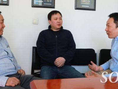Монгол улс сүүлийн 20-н жилд 1 их наяд төгрөгөөр дарга нарынхаа өрөөг засч, машин авч өгсөн