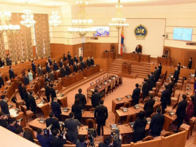 Парламент TIME OUT авна