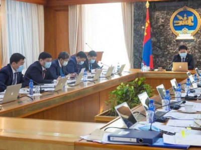 Тавдугаар сарын 25-нд засгийн газрын гишүүд давхар дээлээ тайлсан байх ёстой