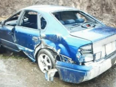 Бага насны 2 хүүхдээ суулгачихаад, согтуу жолоо барьж явжээ