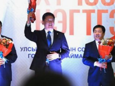 Говь-Алтайн бүх сумдыг аймгийн төвтэй авто замаар холбоно