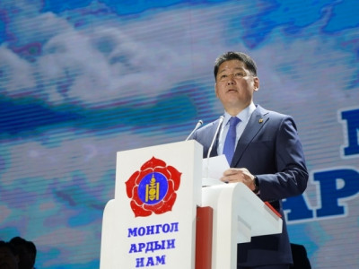 Ард түмэндээ гомдоорой!