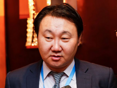 Ерөнхий сайдыг эзгүйчилж, Таван толгой түлш компанийн захирал М.Ганбаатарыг халахаар болжээ