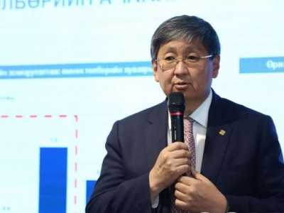 Ч.Хүрэлбаатарыг “мурьсан” Ч.Хүрэлбаатар