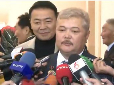 Н.Онон: 30 жил урлагт зүтгэсэн зүтгэлийг минь төр үнэллээ