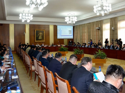 “100 жилийн ойд ирэх У.Хүрэлсүхээс өөр Ерөнхий сайд үлдэхгүй нь”