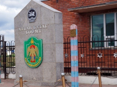 Засгийн газрын ээлжит бус хуралдаанаар зарим боомтыг хаах эсэх асуудлыг хэлэлцэж байна