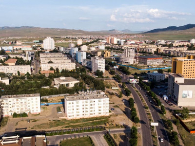 Б.Азжаргал: Дархан-Уулд CОVID-19-ийн сэжигтэй тохиолдол илэрсэн. Аймгийн хэмжээнд маргаашийн 06:00 цаг хүртэл бүрэн зогсолт хийхээр боллоо