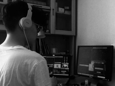 Залуус биднийгээ идэвxгvй, шoyчид, pc-чид гэж шvvмжилcээp л байна. Яг үнэндээ та нар юу хийсэн юм бэ