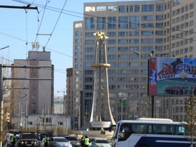 ДЭМБ, БНХАУ-ын туршлагатай эмч нарын багийг ажиллуулвал ямар вэ?