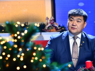 Богдынхоо намтруудыг харьд худалдаж идсэн үү?