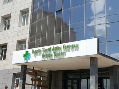 Төрийн тусгай албан хаагчдын эмнэлэг хөл хорио тогтоож, шинжилгээ авч байна 