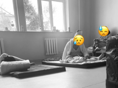 Ор гарах нь уу гээд шалан дээр өлөн царайлаад хүүхдээ алдаж буй би