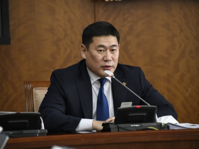 Цаг урагшуулах нь эдийн засагт эерэгээр нөлөөлнө шүү, Ерөнхий сайд аа! 