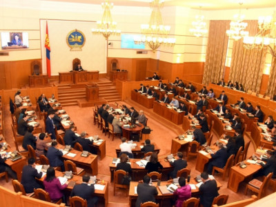 Монголыг 30 гэр бүл удирддаг уу?
