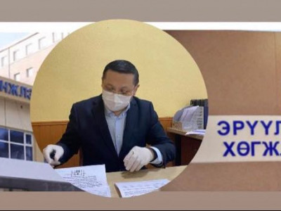 Б.Очир: АШУҮИС нь СЭБ-ын зөвшөөрлөө авчихбал резидент эмч нарын цалин саадгүй олгогдоно