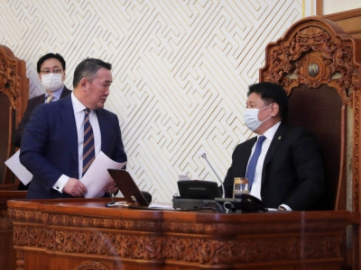 Бид яг одоо 