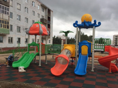 Тоглоомын талбай халдвар тараах эх үүсвэр болж байна