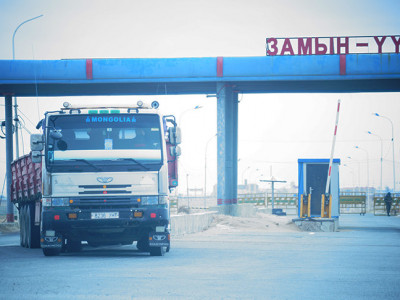Н.Наранцацралт: Замын-Үүдэд ажиллаж байгаа Засгийн газрын төлөөлөгчид “шоудаж“ байна