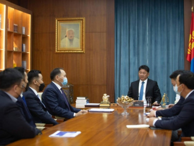 Ерөнхийлөгч У.Хүрэлсүх эдийн засгаа богино хугацаанд сэргээн босгохын тулд МҮХАҮТ-тай хамтран ажиллана гэв 