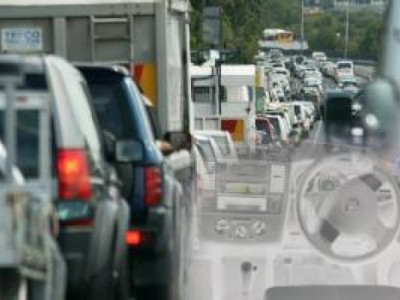 Улаанбаатар хот 2028 оноос 100 хувь зүүн талдаа жолооны хүрдтэй автомашинд шилжих судалгаа гарчээ